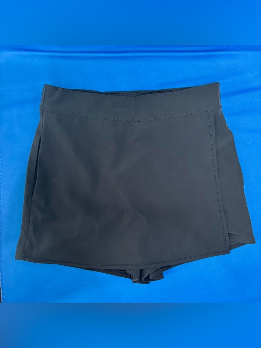 32 Degrees girls size M (10/12) black faux wrap skort